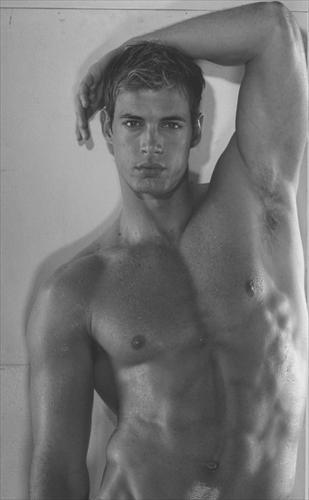 William Levy1 - uuugv.jpg