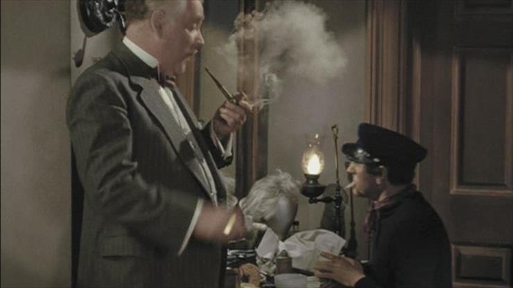 1942.Sherlock Holmes i tajna broń -Sherlock Holmes and the Secret Weapon - 71Ox77iBNzumSHeyQvE85g9eUj7.jpg